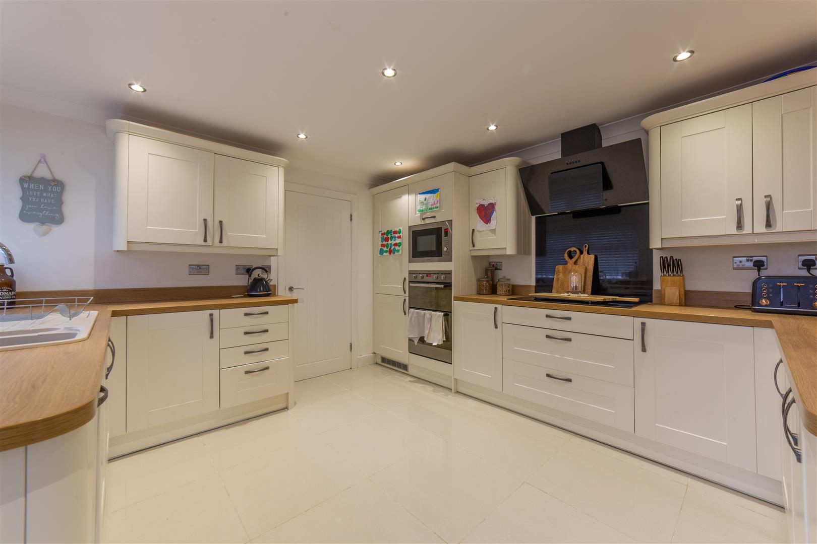 Brynwern, Pontypool One2One Estate Agents